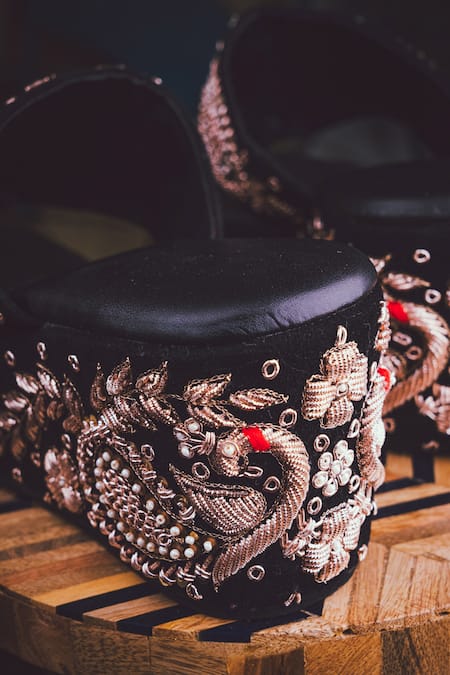 Shop NR By Nidhi Rathi Black Diamonds, Embroidery Hand Wedges Online at Aza Fashions Shop_NR By Nidhi Rathi_Black Diamonds, Embroidery Hand Wedges _Online_at_Aza_Fashions