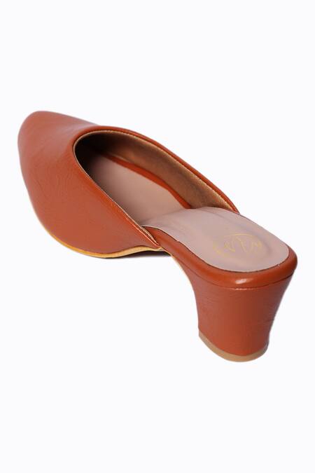 Buy_NR By Nidhi Rathi_Brown Plain Leather Block Mules_Online_at_Aza_Fashions