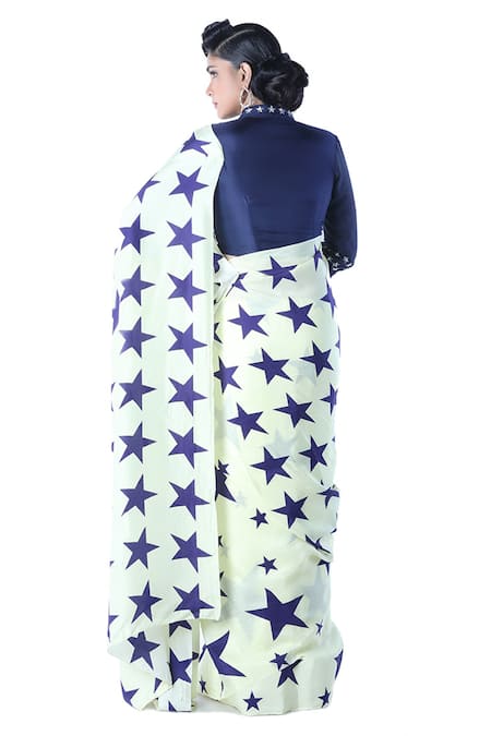 Shop Debarun White Crepe Silk Printed Saree With Blouse at Aza Fashions Shop_Debarun_White Crepe Silk Printed Saree With Blouse _at_Aza_Fashions