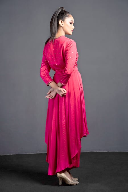 Shop Neha & Tarun Peach Modal Satin Cotton V Neck Embroidered Asymmetric Angrakha Set at Aza Fashions Shop_Neha & Tarun_Peach Modal Satin Cotton V Neck Embroidered Asymmetric Angrakha Set _at_Aza_Fashions