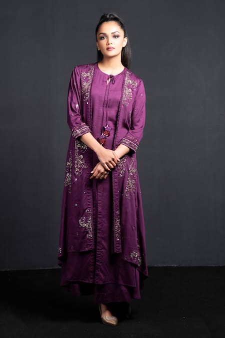 Neha & Tarun Embroidered Kurta & Pant Set 