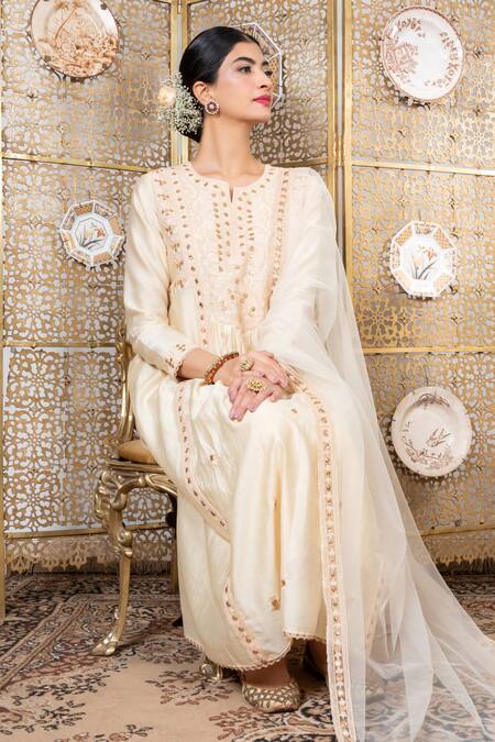 Buy_Nadima Saqib_Beige Kurta Chanderipant Dupion Silkdupatta Net Dori And Abla Work & Pant Set _Online_at_Aza_Fashions
