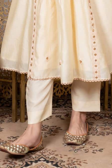 Nadima Saqib_Beige Kurta Chanderipant Dupion Silkdupatta Net Dori And Abla Work & Pant Set _at_Aza_Fashions
