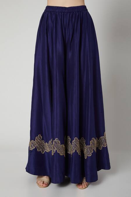 Buy_Nadima Saqib_Blue Habutai , Organza V Neck Embroidered Kurta Lehenga Set _Online_at_Aza_Fashions