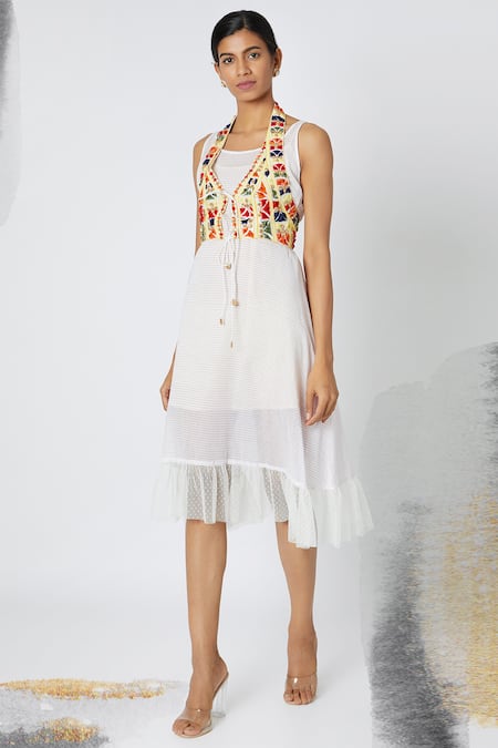 Nadima Saqib Linen Cotton Embroidered Jacket 