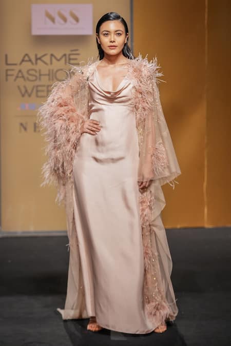 Not So Serious By Pallavi Mohan Glaze Draped Gown With Cape 