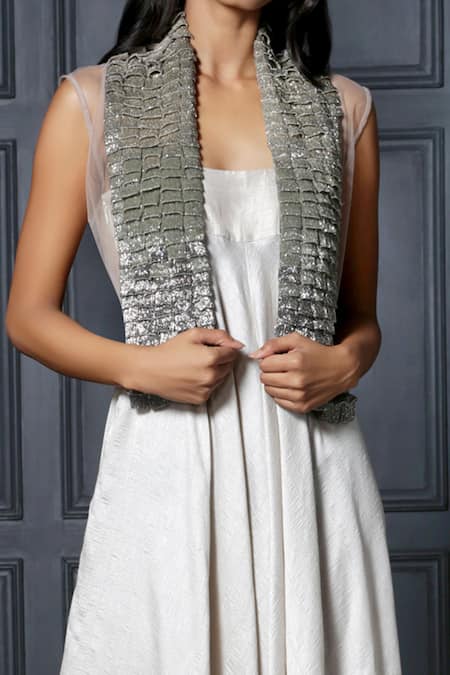 Nandita Thirani White Crepe Jumpsuit Square Cape Open Draped With Online at Aza Fashions Nandita Thirani_White Crepe Jumpsuit Square Cape Open Draped With _Online_at_Aza_Fashions