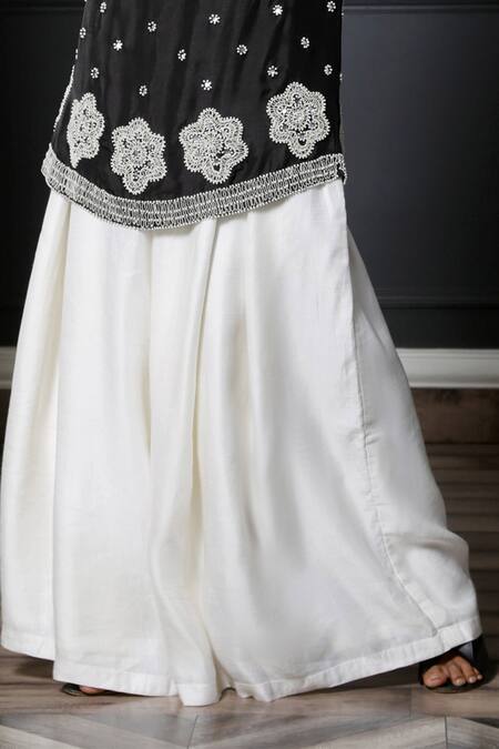 Buy_Nandita Thirani_Black Muslin Boat Embroidered Kurta And Palazzo Set _Online_at_Aza_Fashions