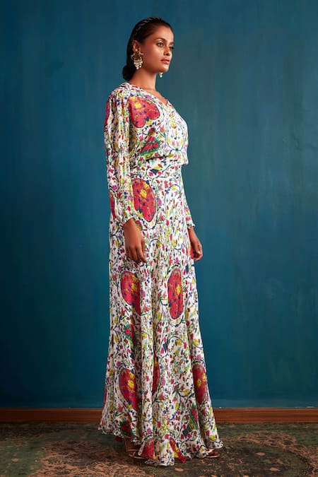 Nautanky White Chiffon V Neck Floral Print Skirt Set Online at Aza Fashions Nautanky_White Chiffon V Neck Floral Print Skirt Set _Online_at_Aza_Fashions