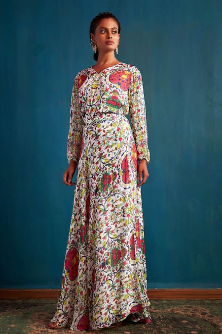 Buy Nautanky White Chiffon V Neck Floral Print Skirt Set Online at Aza Fashions Buy_Nautanky_White Chiffon V Neck Floral Print Skirt Set _Online_at_Aza_Fashions