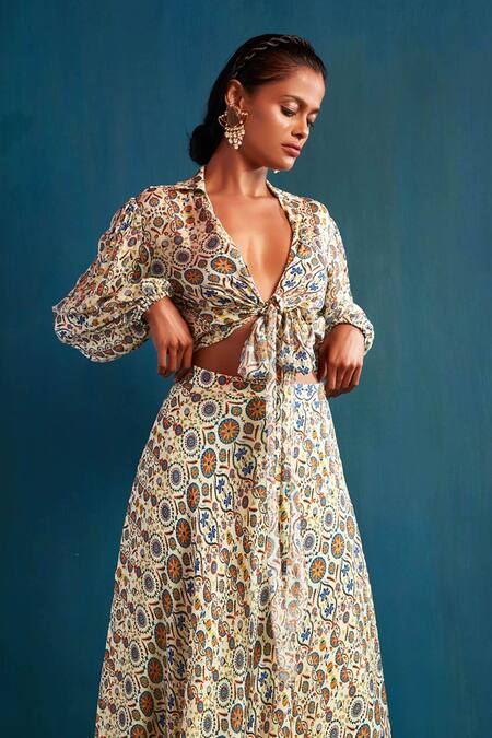 Shop_Nautanky_Beige Chiffon V Neck Floral Print Skirt Set _Online_at_Aza_Fashions