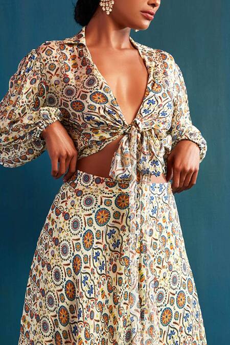 Nautanky_Beige Chiffon V Neck Floral Print Skirt Set _at_Aza_Fashions