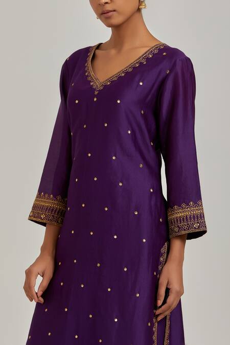 Shop_Ikshita Choudhary_Purple Chanderi Silk Floral, Sequin V Neck Kurta And Pant Set_Online_at_Aza_Fashions
