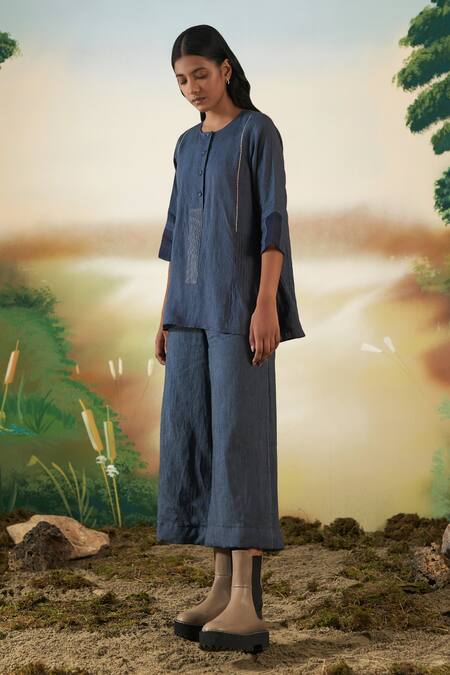 Febo6 Blue Linen Stitchline Round Kurta And Culottes Pant Set Online at Aza Fashions Febo6_Blue Linen Stitchline Round Kurta And Culottes Pant Set _Online_at_Aza_Fashions