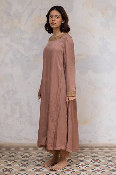 Buy Nirjara Pink Kurta - Mashru , Pant - Tussar Marodi Round Zeenat And Set Online at Aza Fashions Buy_Nirjara_Pink Kurta - Mashru , Pant - Tussar Marodi Round Zeenat And Set _Online_at_Aza_Fashions
