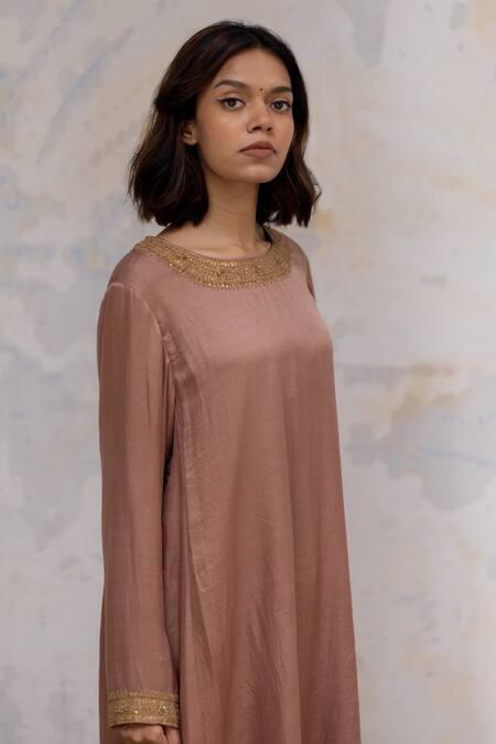 Shop Nirjara Pink Kurta - Mashru , Pant - Tussar Marodi Round Zeenat And Set Online at Aza Fashions Shop_Nirjara_Pink Kurta - Mashru , Pant - Tussar Marodi Round Zeenat And Set _Online_at_Aza_Fashions