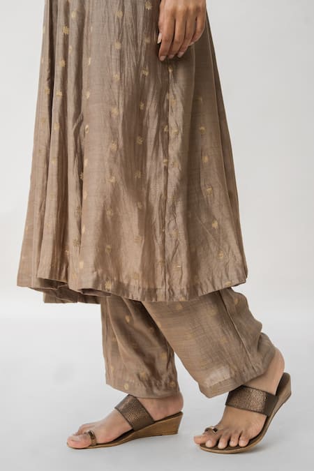 Nirjara_Brown Banarasi Silk Floral High Neck Tara Hand Woven Anarkali And Pant Set_at_Aza_Fashions