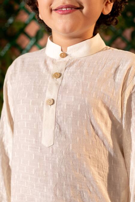 Buy_Littleens_Cream Cotton Tad Kurta And Pant Set _Online_at_Aza_Fashions