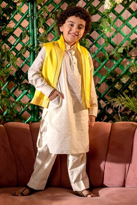 Littleens_Yellow Velvet Embroidery Canary Thread Bundi _Online_at_Aza_Fashions