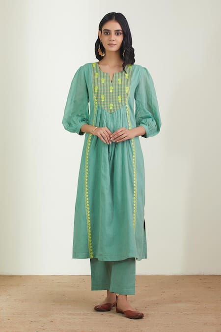 Label Earthen Printed Kurta With Pant 