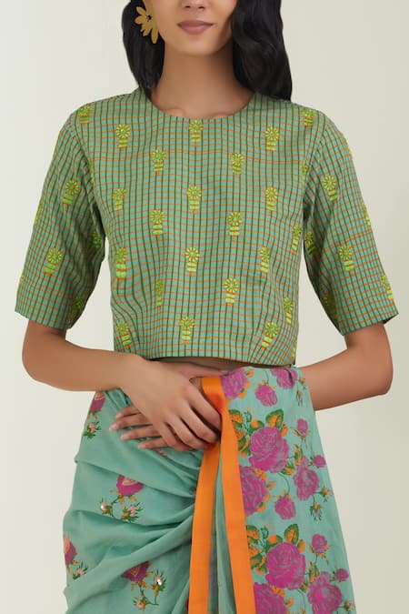 Shop Label Earthen Green Cotton Mul Round Printed Saree With Blouse Online at Aza Fashions Shop_Label Earthen_Green Cotton Mul Round Printed Saree With Blouse _Online_at_Aza_Fashions