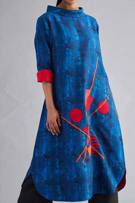 Taika By Poonam Bhagat_Blue Tunic  Blended Silk Printed Collared Neck Embroidered And Pant Set _Online_at_Aza_Fashions