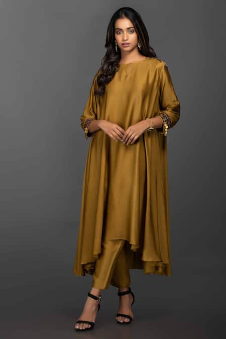 Buy_Prahnaaya_Yellow Satin Silk Round Embroidered Kurta And Pant Set _Online_at_Aza_Fashions