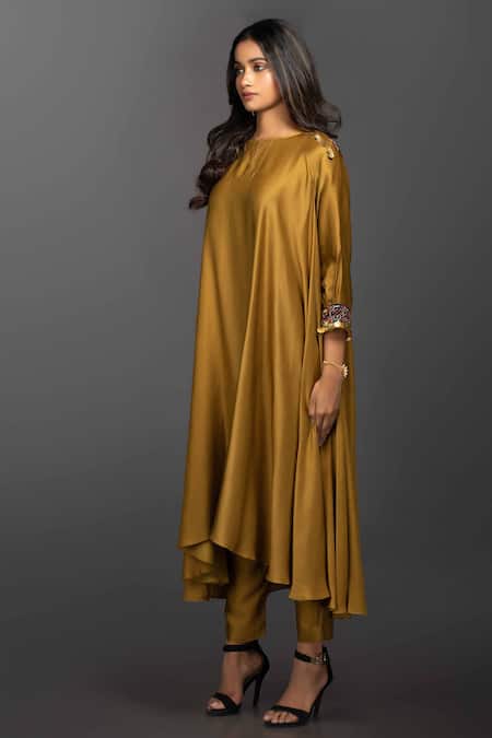 Shop_Prahnaaya_Yellow Satin Silk Round Embroidered Kurta And Pant Set _Online_at_Aza_Fashions