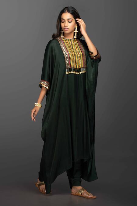 Prahnaaya_Green Satin Silk Round Kaftan Kurta And Dhoti Pant Set_Online_at_Aza_Fashions