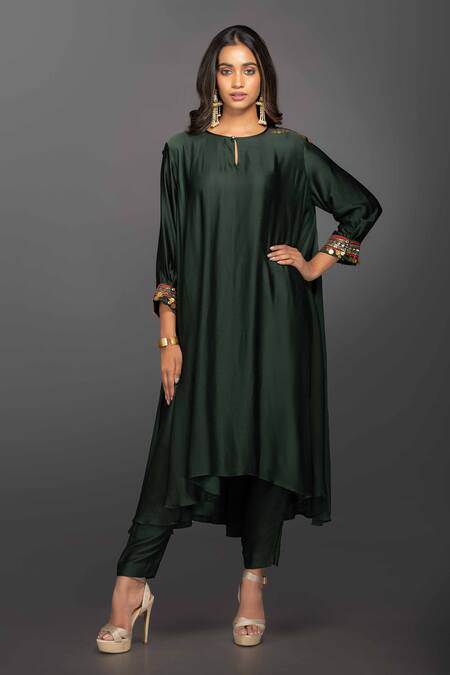 Buy_Prahnaaya_Green Satin Silk Round Embroidered Kurta And Pant Set_Online_at_Aza_Fashions