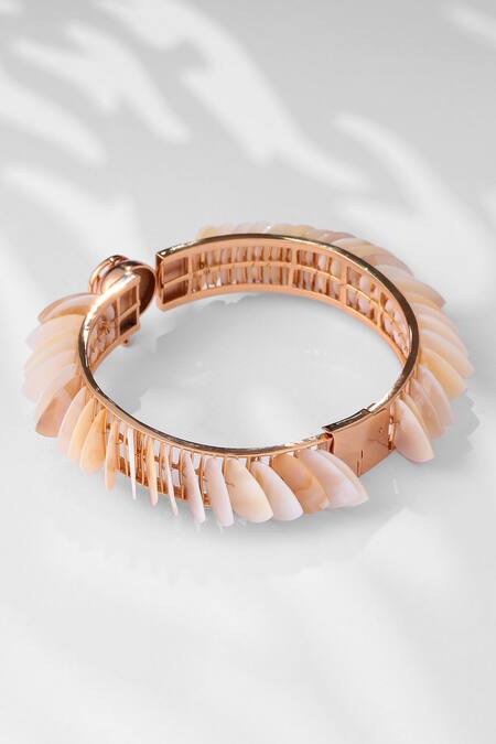 Shop Outhouse Gold Plated Drip Oh Wild Heart Shell Choker Online at Aza Fashions Shop_Outhouse_Gold Plated Drip Oh Wild Heart Shell Choker_Online_at_Aza_Fashions