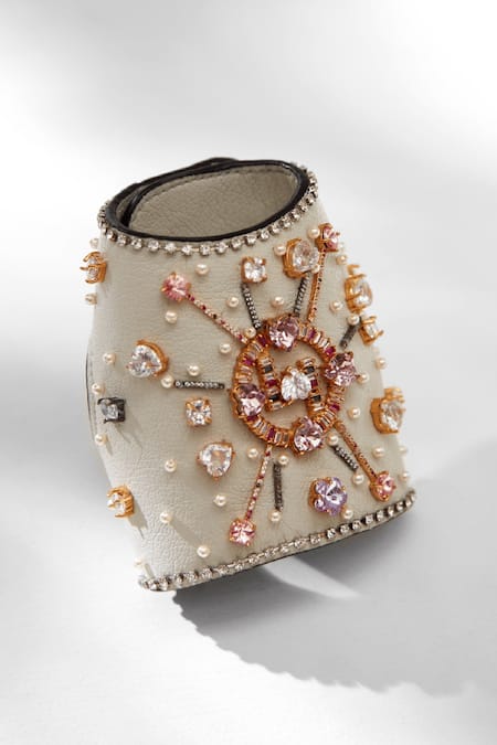 Outhouse Jewelled Leather Glovelettes 