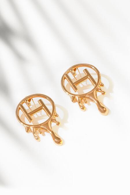 Outhouse_Gold Plated Cut Work Drip Oh Midi Earrings _Online_at_Aza_Fashions