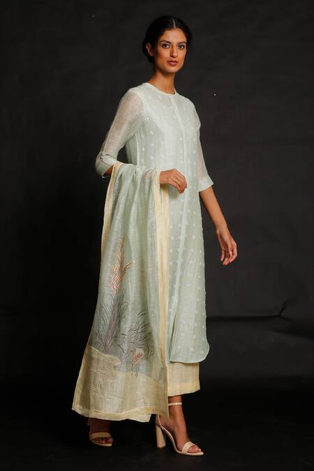 Oja_Blue 30% Silk, 70% Linen Handloom Embroidered Kurta Set _Online_at_Aza_Fashions