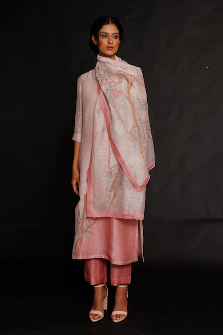 Oja Handloom Linen Silk Embroidered Kurta Set 