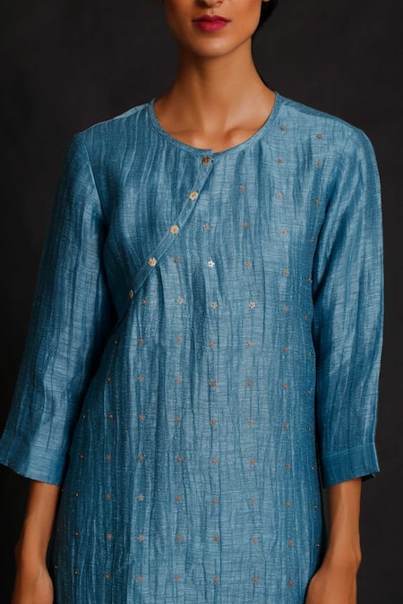 Buy_Oja_Blue 30% Silk, 70% Linen Handloom Embroidered Kurta Set _Online_at_Aza_Fashions