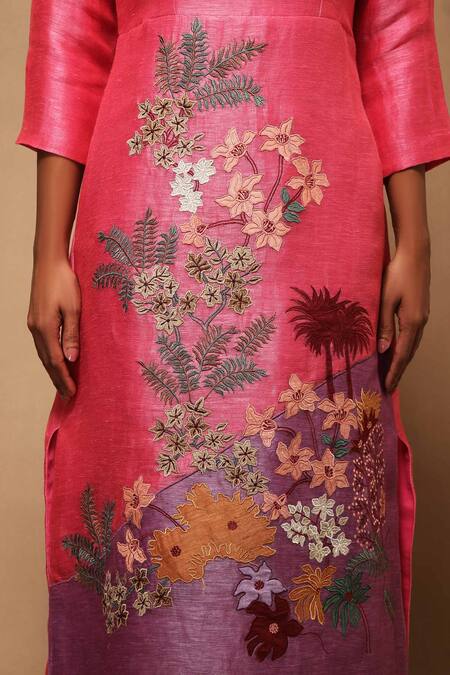 Oja Pink 30% Silk, 70% Linen Handloom Applique Kurta And Pant Set Online at Aza Fashions Oja_Pink 30% Silk, 70% Linen Handloom Applique Kurta And Pant Set _Online_at_Aza_Fashions