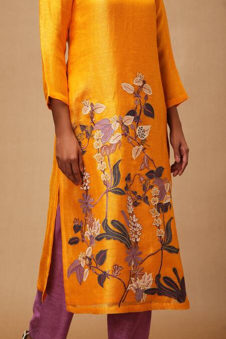 Oja Yellow 30% Silk, 70% Linen Handloom Applique Kurta And Pant Set Online at Aza Fashions Oja_Yellow 30% Silk, 70% Linen Handloom Applique Kurta And Pant Set _Online_at_Aza_Fashions