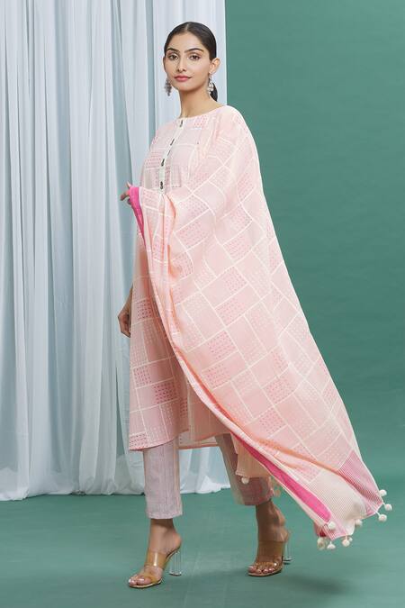 Banana Labs_Multi Color Cotton Printed Checks Hand Dupatta_Online_at_Aza_Fashions