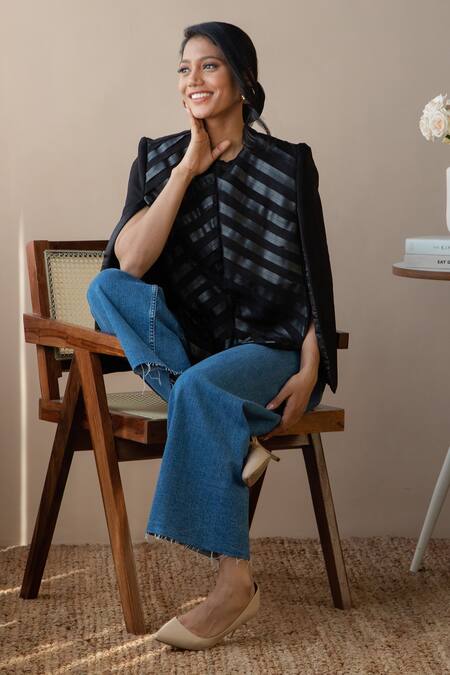 Rhe-Ana Black Lining 100% Poly, Poly/pu Chevron Round Embellished Cape Online at Aza Fashions Rhe-Ana_Black Lining 100% Poly, Poly/pu Chevron Round Embellished Cape _Online_at_Aza_Fashions