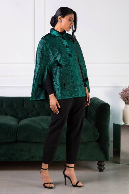 Shop Rhe-Ana Green 100% Polyester Quilted Shirt Collar Anna Pattern Cape at Aza Fashions Shop_Rhe-Ana_Green 100% Polyester Quilted Shirt Collar Anna Pattern Cape _at_Aza_Fashions