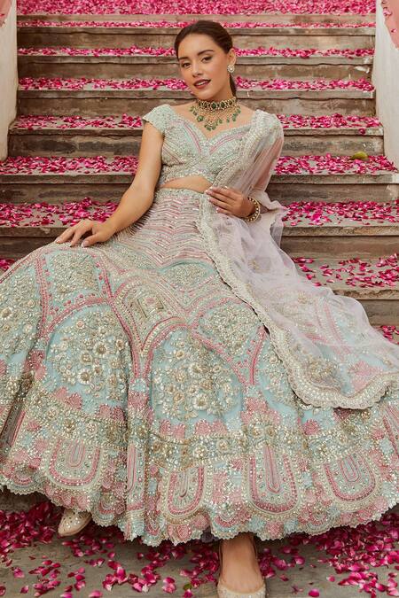Buy Osaa By Adarsh Green Organza V Neck Embroidered Bridal Lehenga Set Online at Aza Fashions Buy_Osaa By Adarsh_Green Organza V Neck Embroidered Bridal Lehenga Set _Online_at_Aza_Fashions