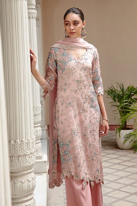 Osaa By Adarsh_Peach Organza Thread And Sequin V Neck Floral Embroidered Kurta Palazzo Set _Online_at_Aza_Fashions