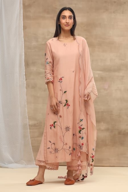 Vaayu Pink Cotton Chanderi Round Embroidered Kurta Set 