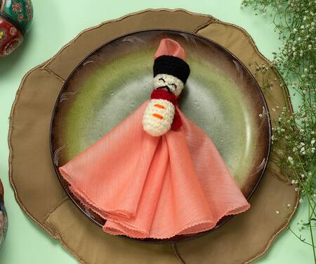 Shop Tessera White Maheshwari Round Table Napkin Set Of 6 Online at Aza Fashions Shop_Tessera_White Maheshwari Round Table Napkin Set Of 6_Online_at_Aza_Fashions