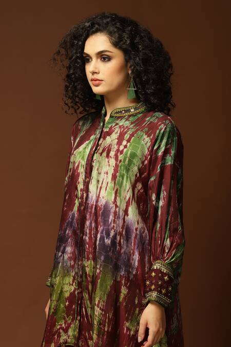 Shop_Capisvirleo_Maroon Habutai Silk Sequin, Thread And Bead, Tie & Dye Band Tunic & Pant Set _Online_at_Aza_Fashions