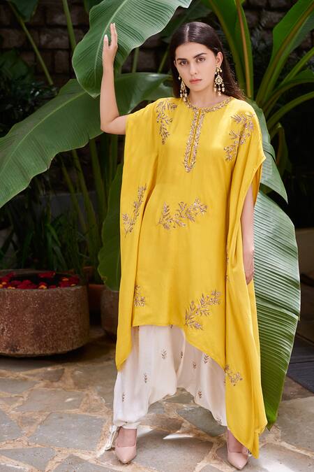 Prathyusha Garimella Yellow Raw Silk Embroidered Kurta Set