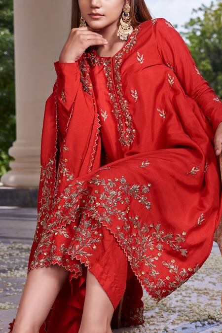 Buy_Prathyusha Garimella_Red Embroidered Kurta Set _Online_at_Aza_Fashions