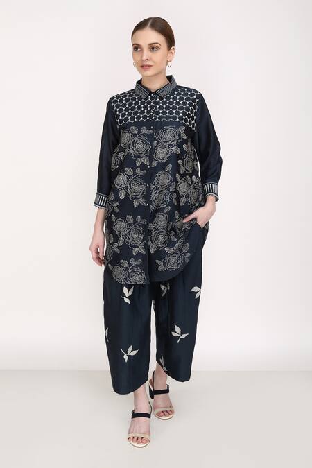 Arcvsh By Pallavi Singh_Blue Lining Cotton, Silk Chanderi Petal Printed Palazzo _Online_at_Aza_Fashions