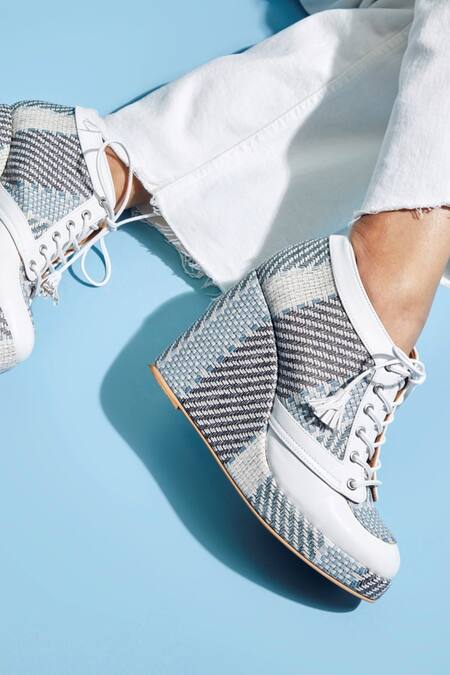 Buy_Tiesta_White Cool Mint Lace Tie-up Sneaker Wedges_Online_at_Aza_Fashions